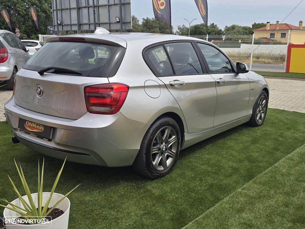 BMW 116 d EDynamics Line Sport — fotografia 4