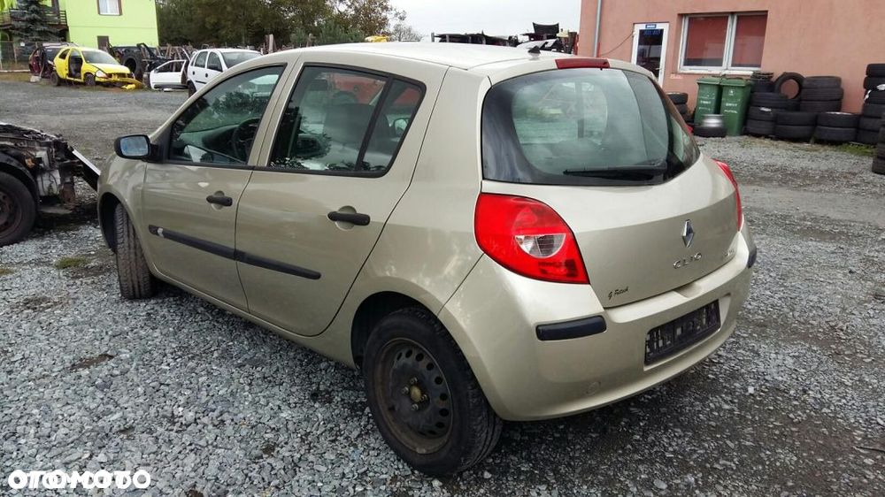 Części do Renault Clio  III   hatchback 5-drzwi - 3