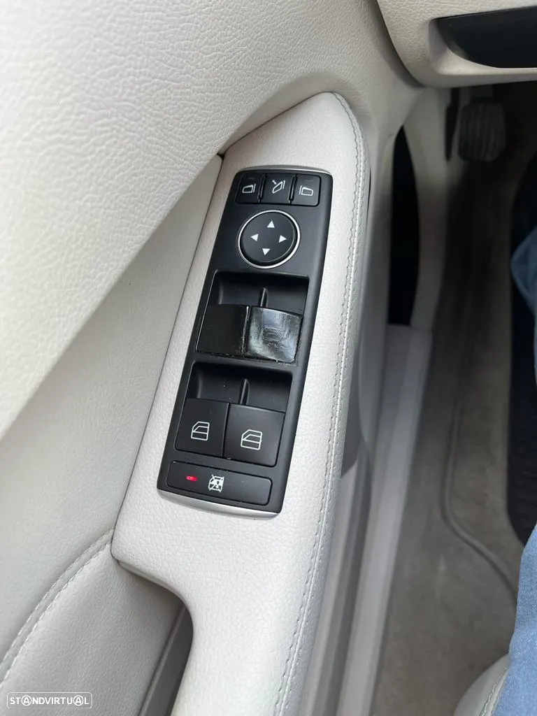 Mercedes-Benz E 200 BlueTEC Avantgarde Auto - 23