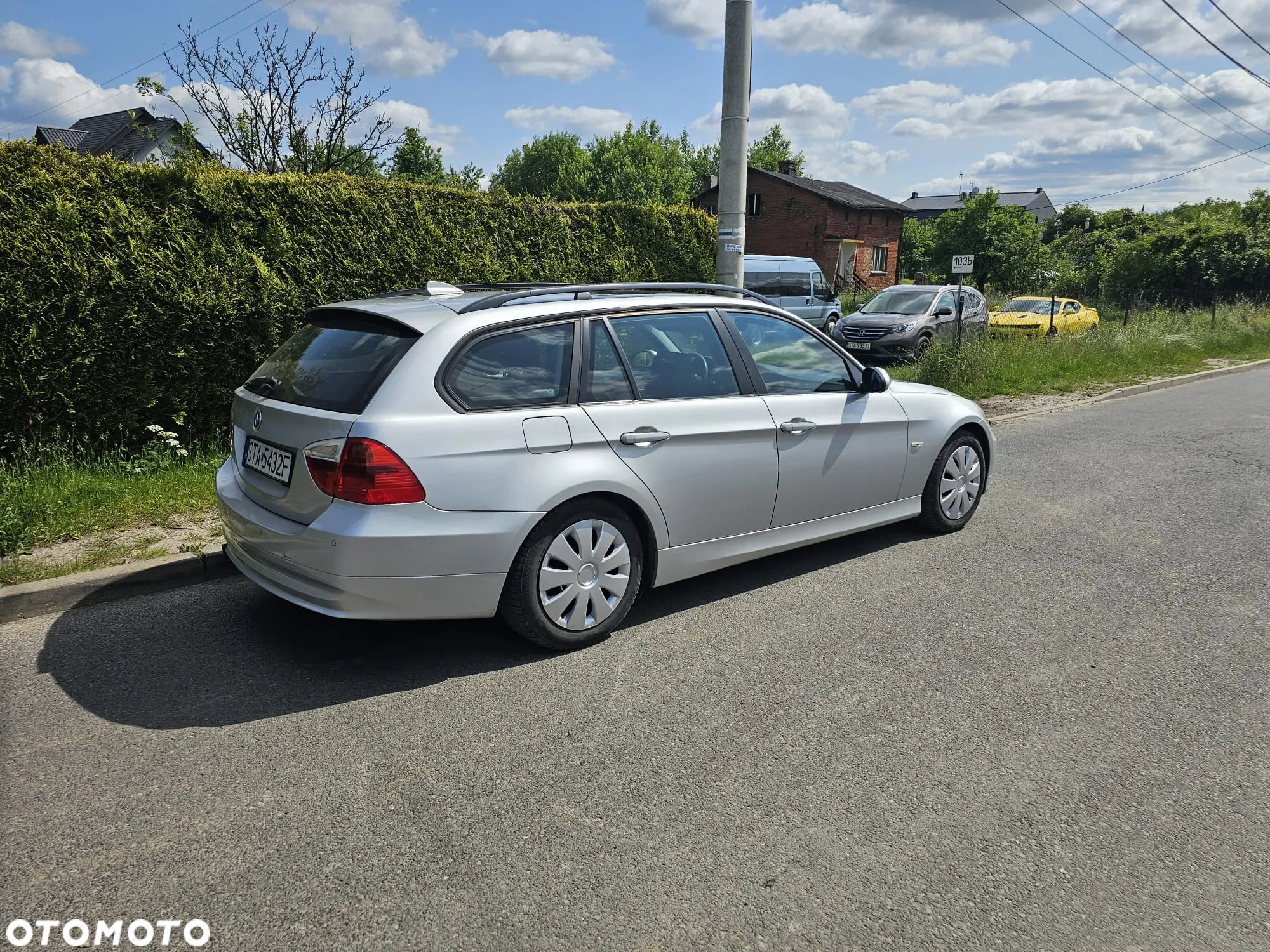 BMW Seria 3 318i - 4