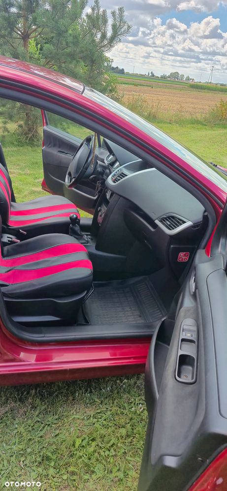 Peugeot 207 1.4 HDi Trendy - 10