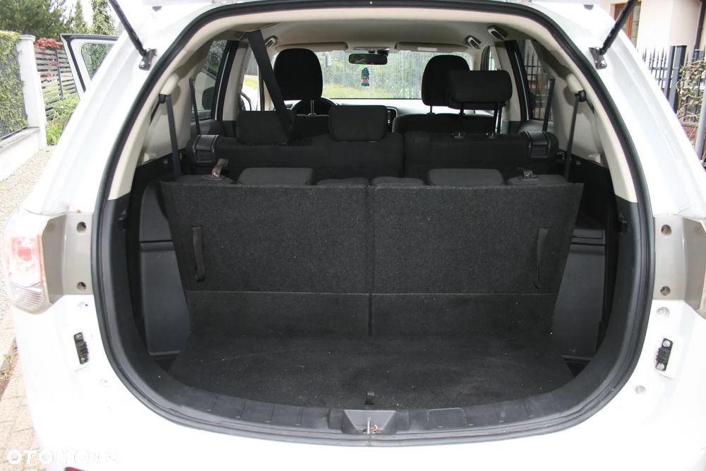 Mitsubishi Outlander 2.2 DID Intense - 24