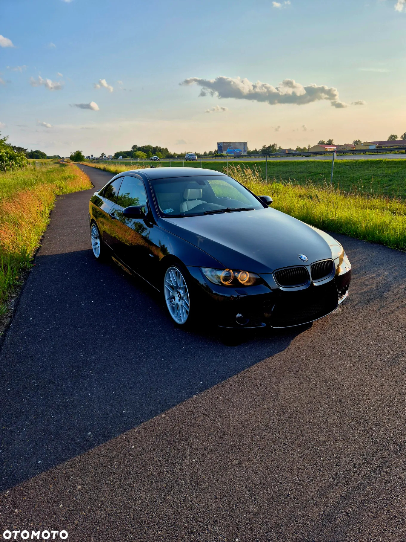 BMW Seria 3 335i Coupe - 6