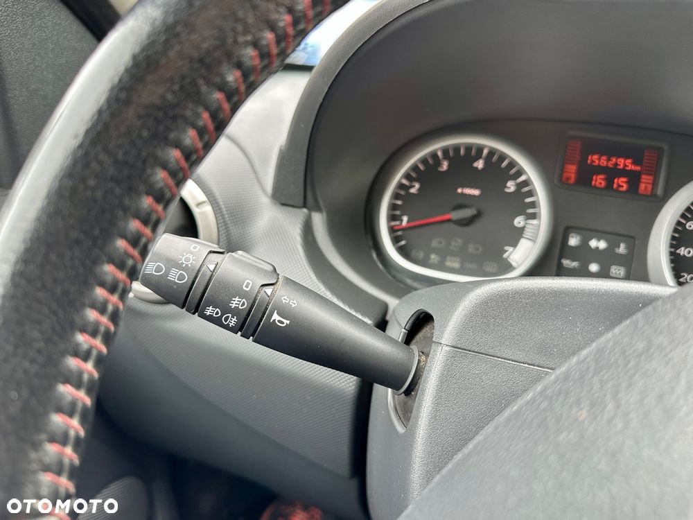 Dacia Duster 1.6 16V 105 4x2 Prestige - 35