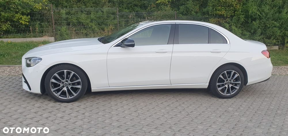 Mercedes-Benz Klasa E 220 d Business Edition 9G-TRONIC - 3