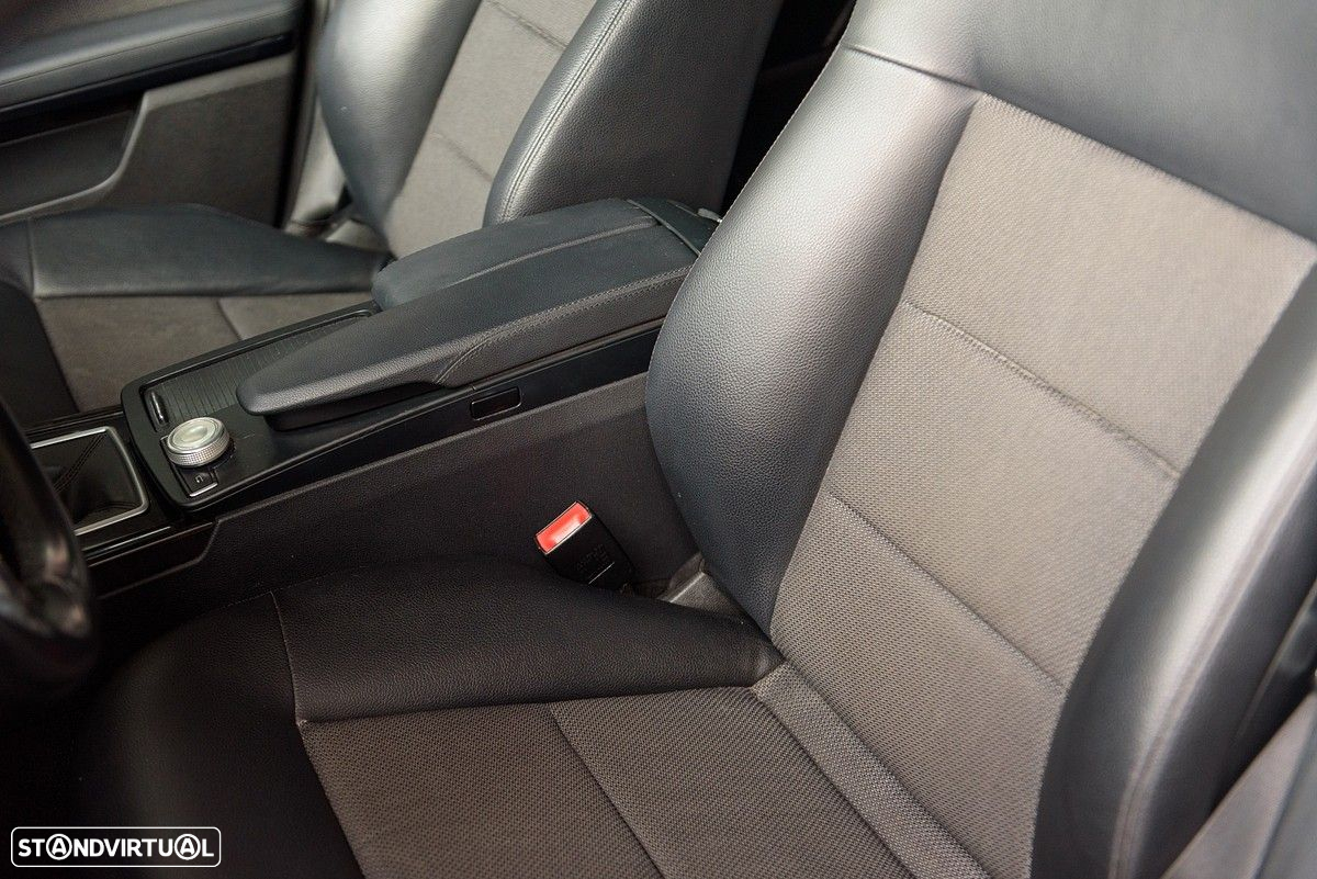 Mercedes-Benz E 220 CDi Avantgarde BlueEfficiency - 31