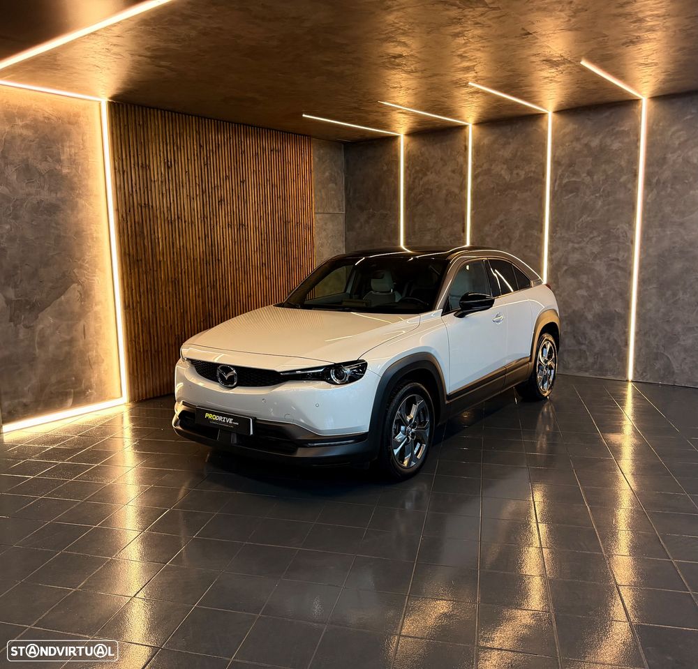 Mazda MX-30 e-SKYACTIV Advantage+Modern Confidence - 2