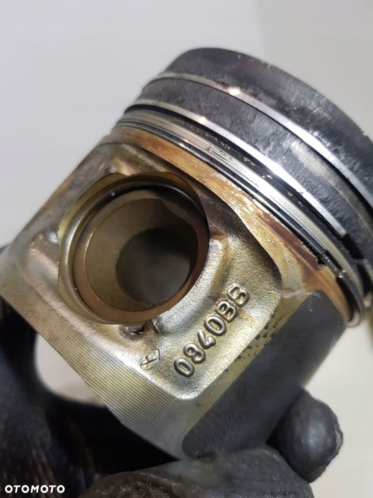 TŁOK 0840BB BMW E90 E91 E87 X3 E83 2.0D N47D20C - 9