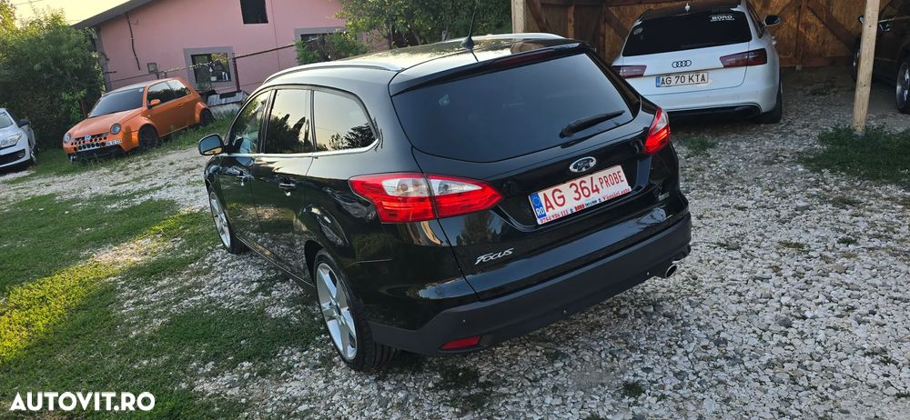 Ford Focus 1.6 TDCI DPF Titanium - 2