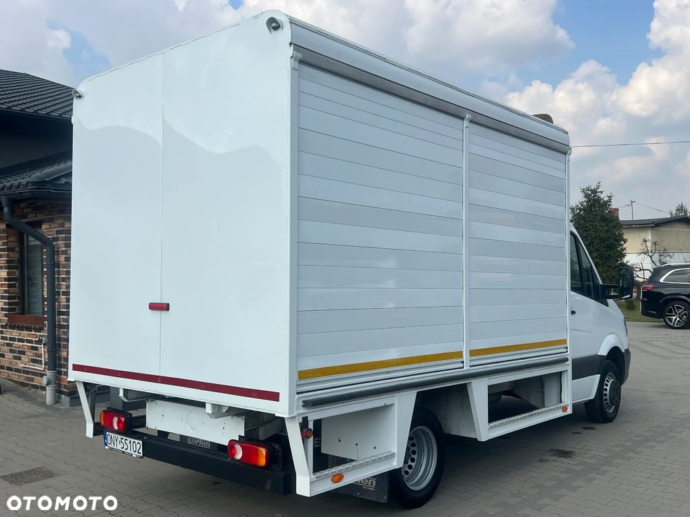 Mercedes-Benz Sprinter - 2