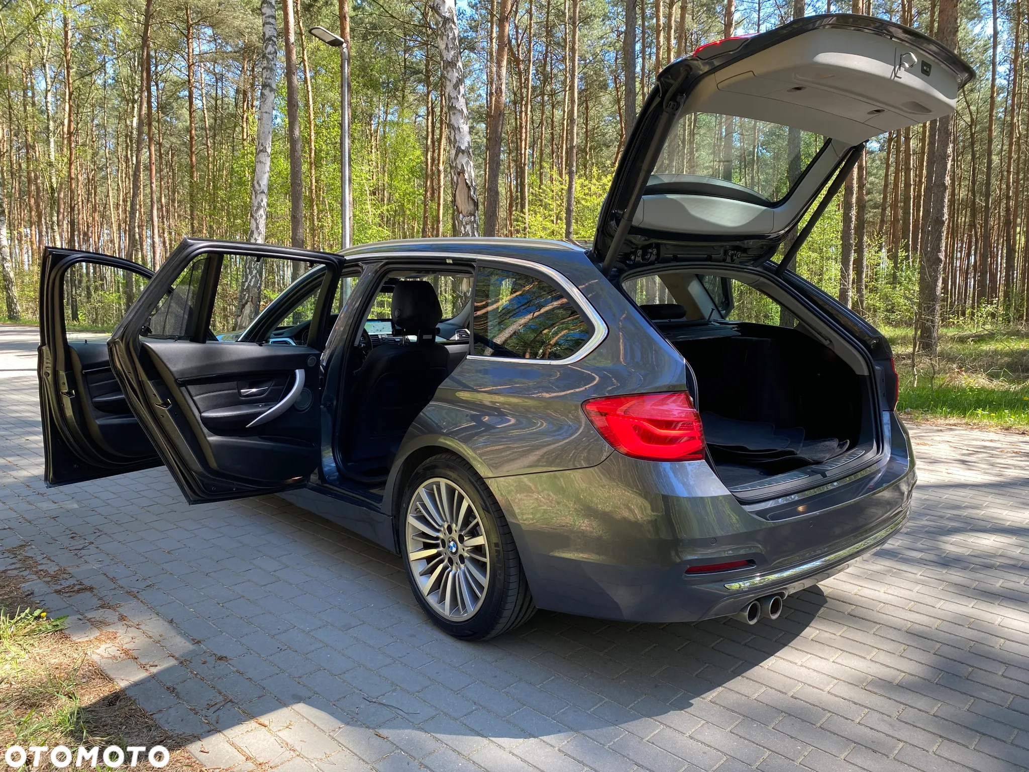 BMW Seria 3 330d xDrive Luxury Line - 34