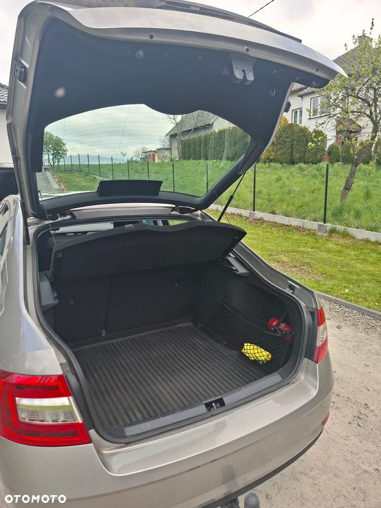 Skoda Octavia 1.6 TDI Active - 6