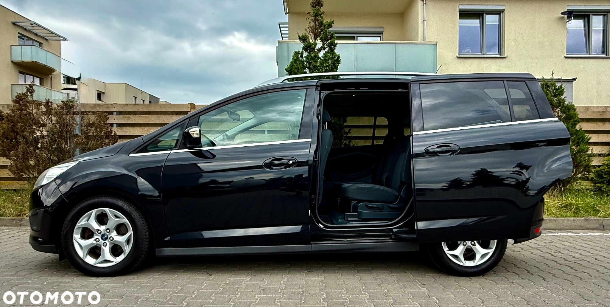 Ford Grand C-MAX 1.6 EcoBoost Trend - 3