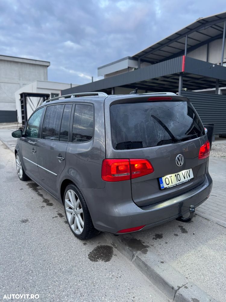 Volkswagen Touran 2.0 TDI DPF Highline DSG - 4