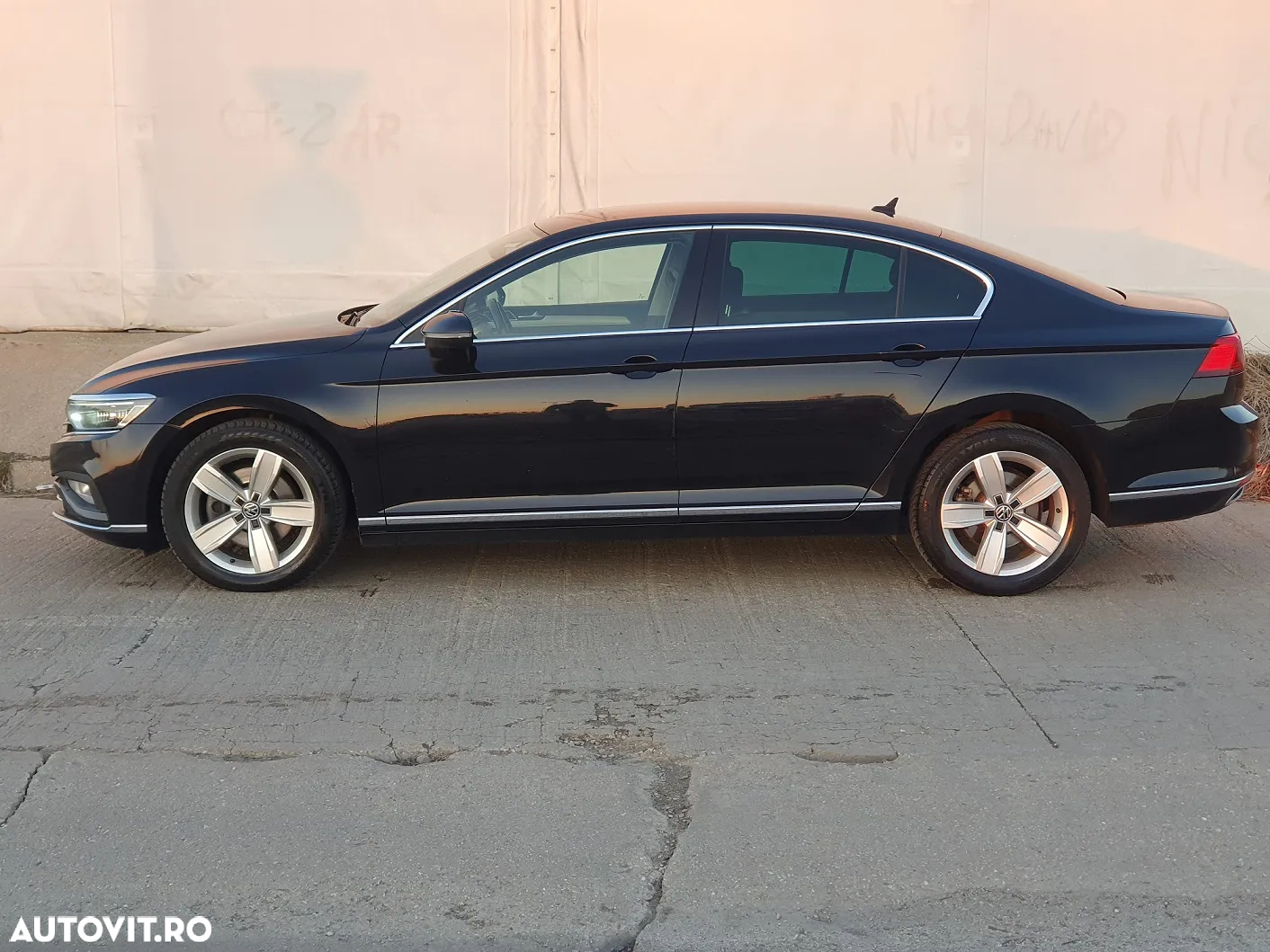 Volkswagen Passat Variant 2.0 TDI DSG 4Motion Highline - 6