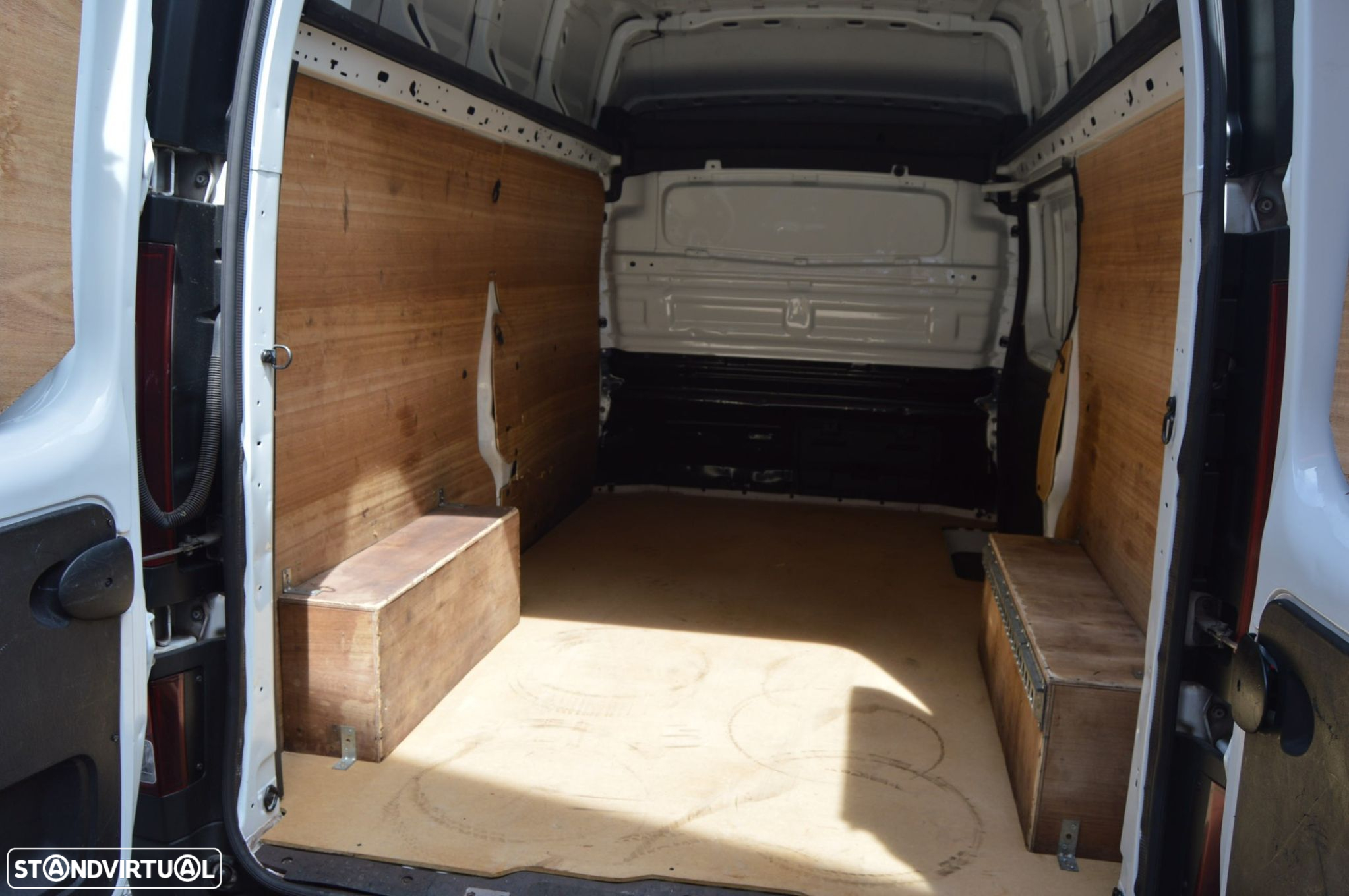 Renault Trafic Outro - 8
