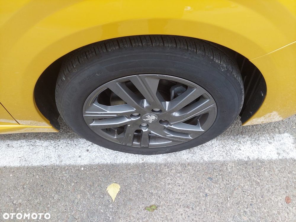 Peugeot 208 1.2 T Style S&S - 25