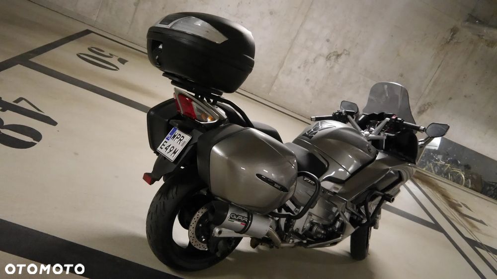Yamaha FJR - 5