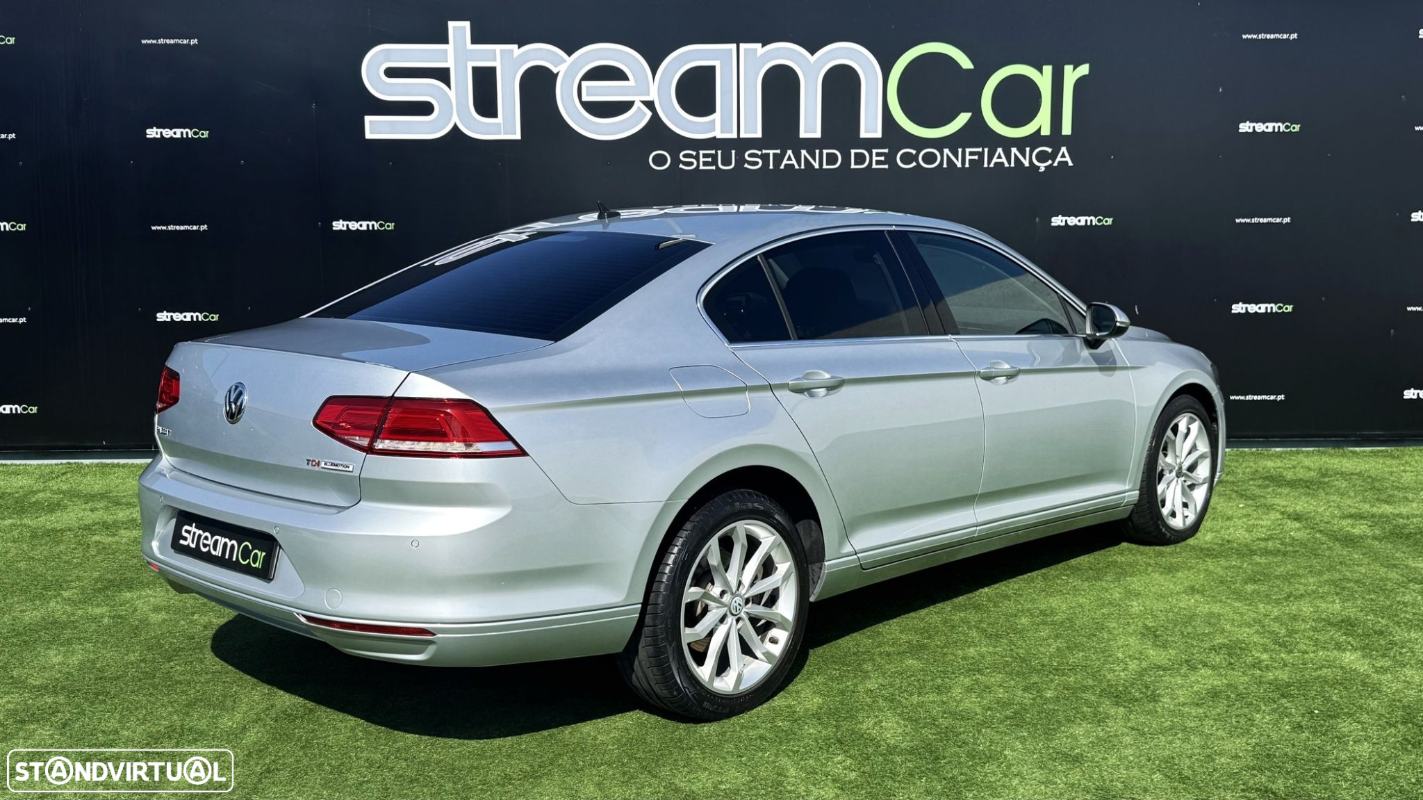 VW Passat 1.6 TDI Highline DSG - 7