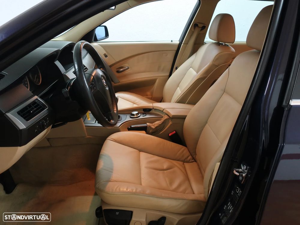 BMW 525 dA Touring - 15