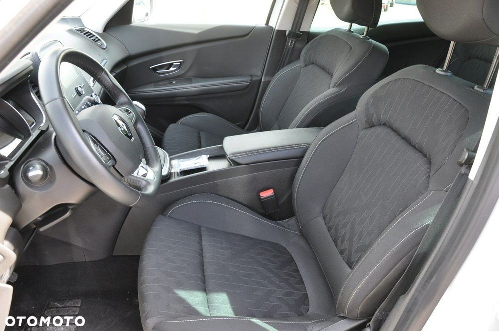 Renault Scenic TCe 140 GPF EDC LIMITED - 9