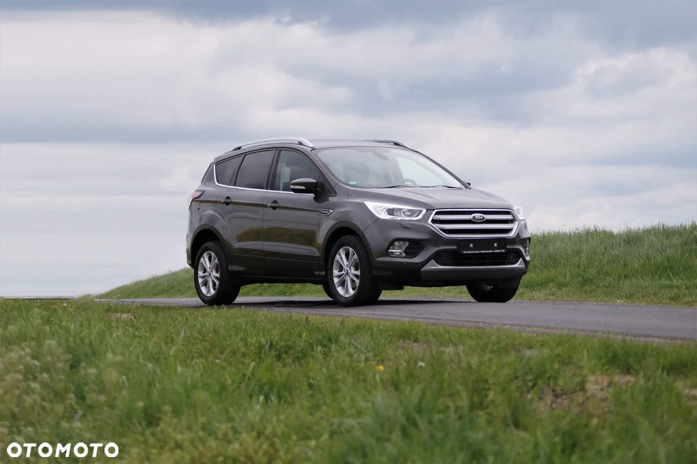 Ford Kuga - 2