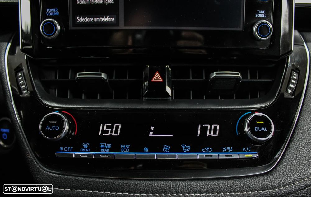 Toyota Corolla Touring Sports 1.8 Hybrid Comfort+P.Sport - 34