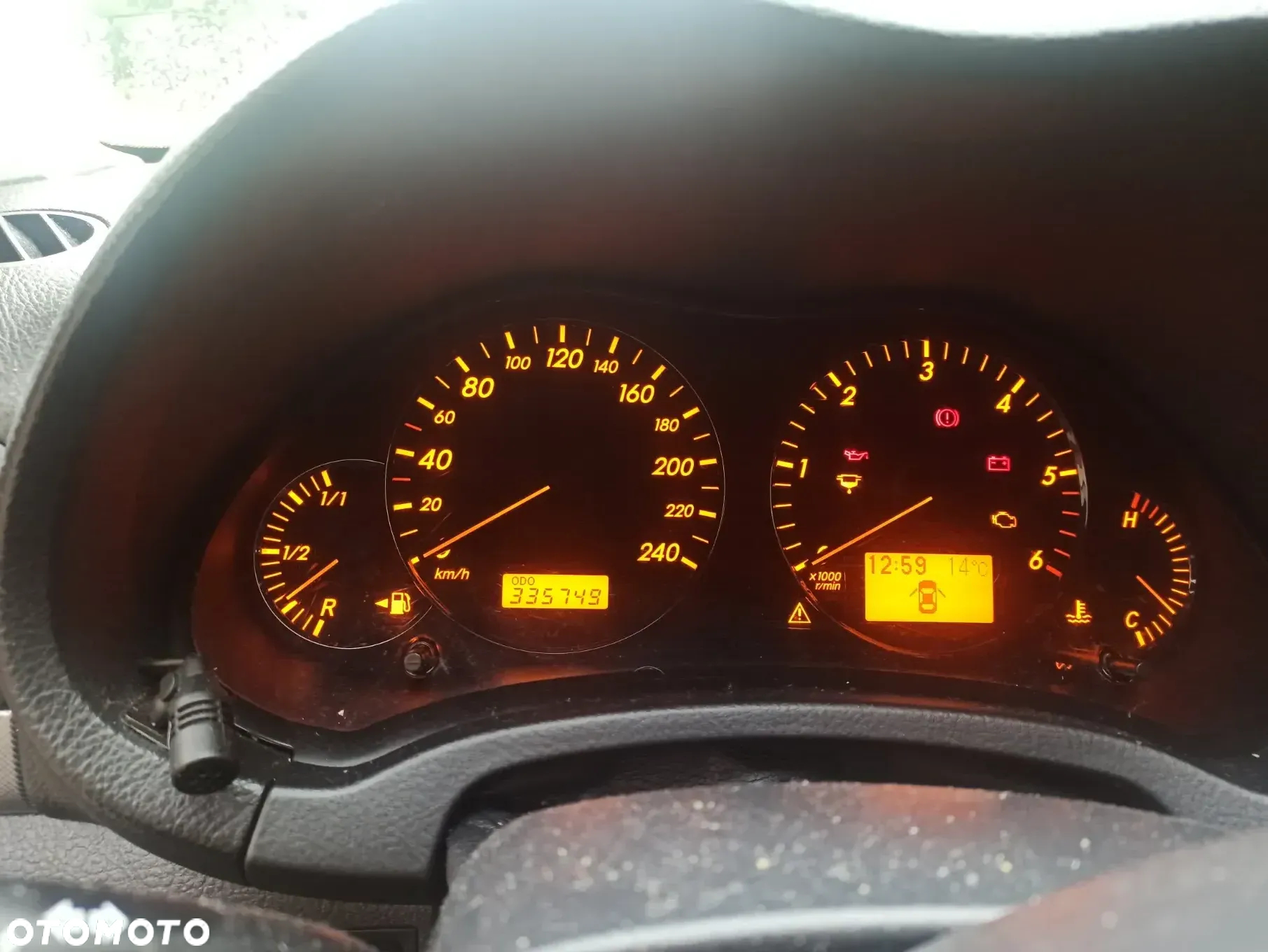 Toyota Avensis 2.0 D-4D Sol - 18