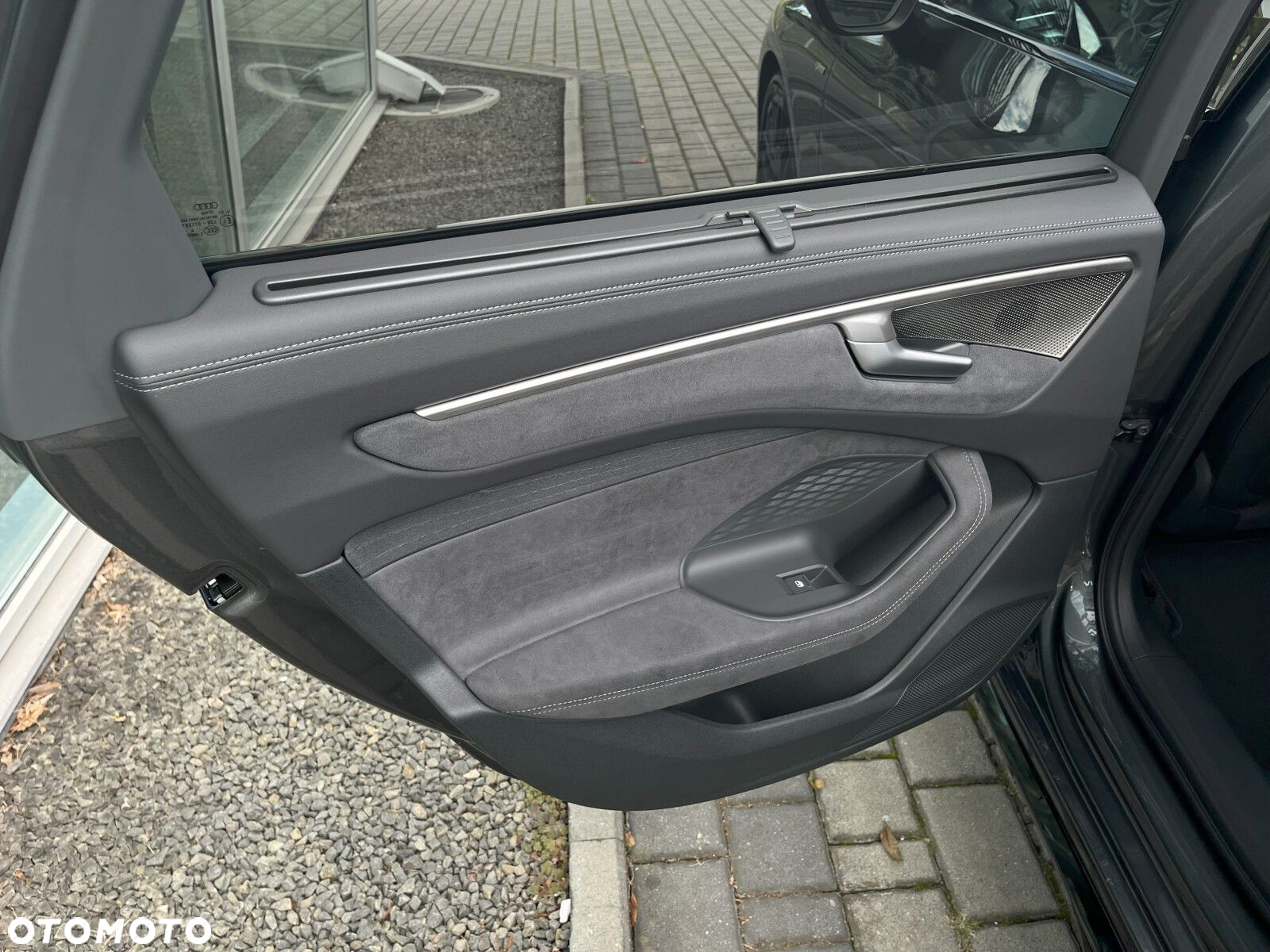 Audi A6 - 12