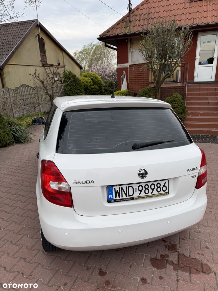 Skoda Fabia 1.6 TDI DPF Comfort - 4