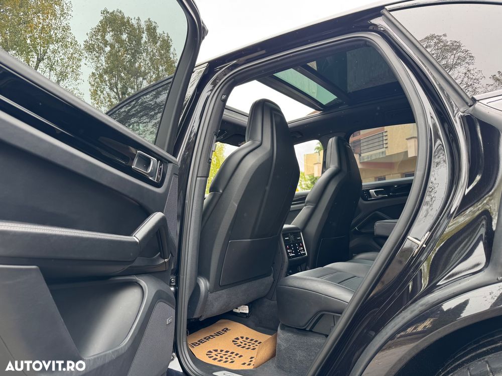 Porsche Cayenne S - 5