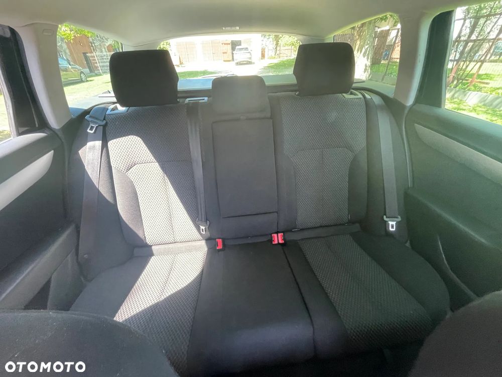 Volkswagen Passat 2.0 Blue TDI DSG SCR Comfortline - 17