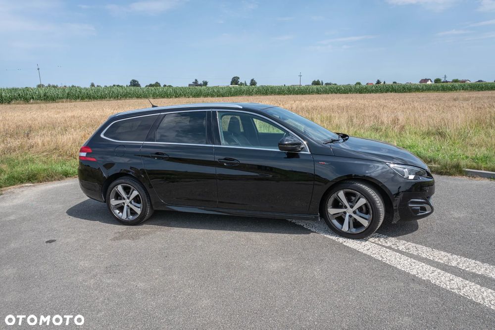 Peugeot 308 1.2 PureTech GPF GT Pack S&S - 9