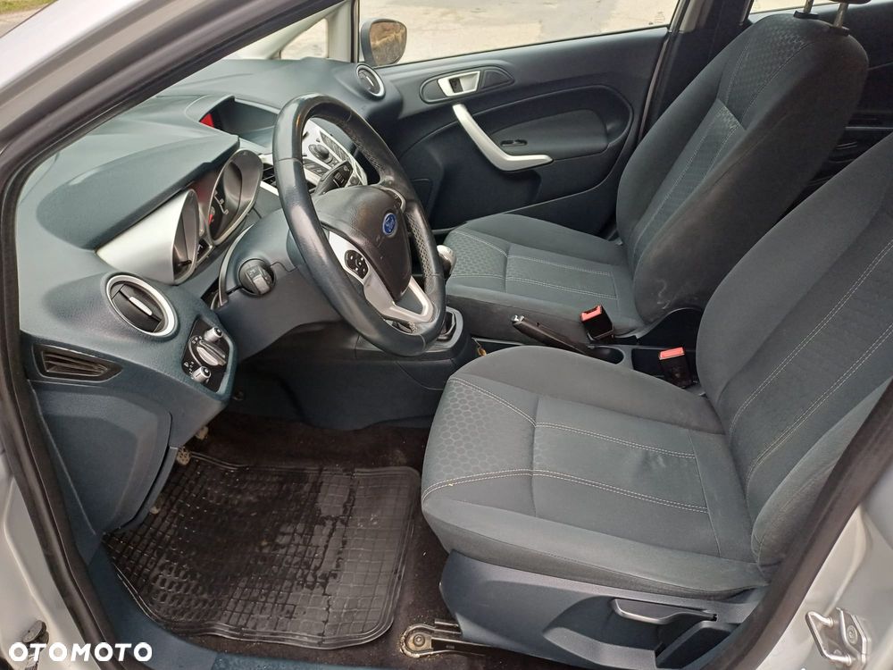 Ford Fiesta 1.4 TDCi Titanium - 11