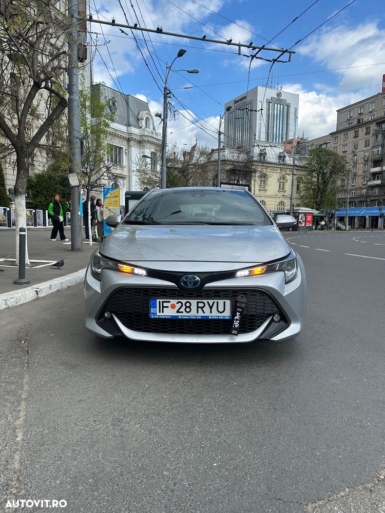 Toyota Corolla 1.8 HSD Business - 2