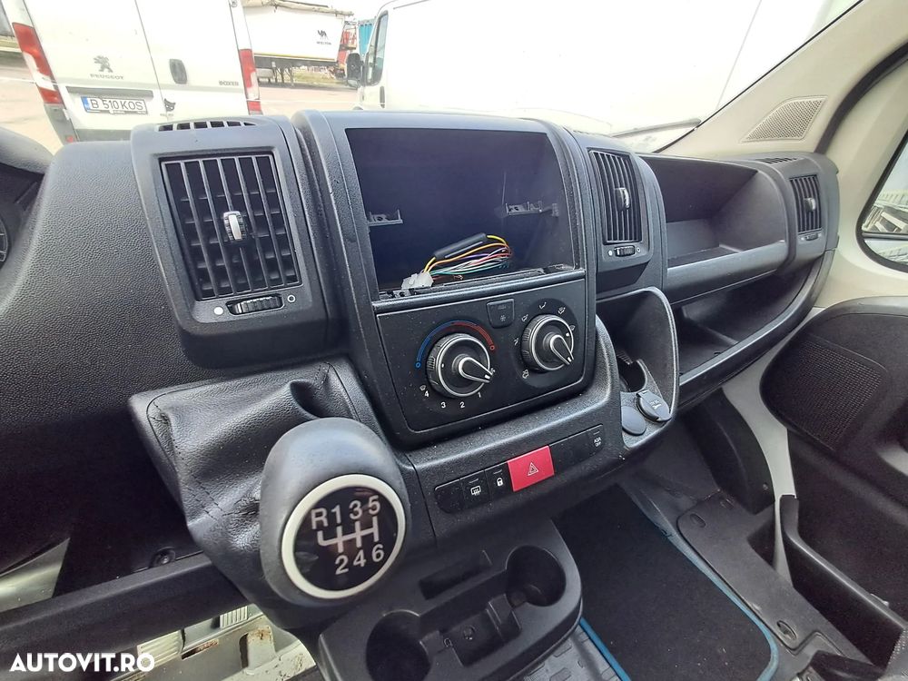Opel MOVANO FURGON 2.2D 164 CP MOTOR DEFECT - 19