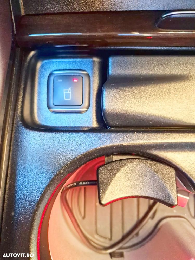 Mercedes-Benz GLS - 26