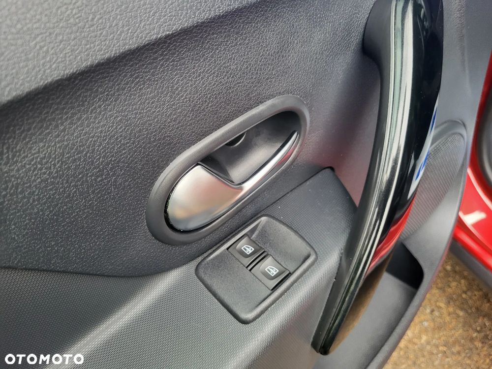 Dacia Sandero Stepway TCe 90 (S&S) Celebration - 23