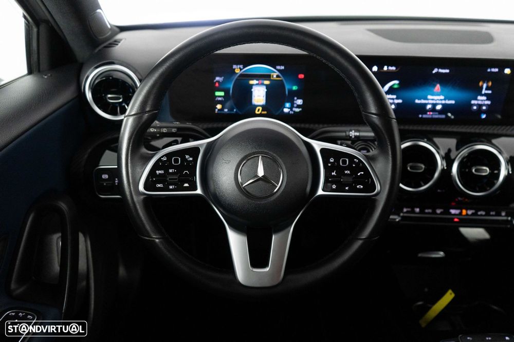 Mercedes-Benz A 250 e Style Plus - 21