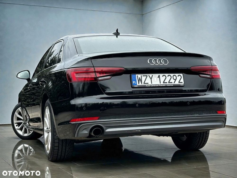 Audi A4 Limousine - 12