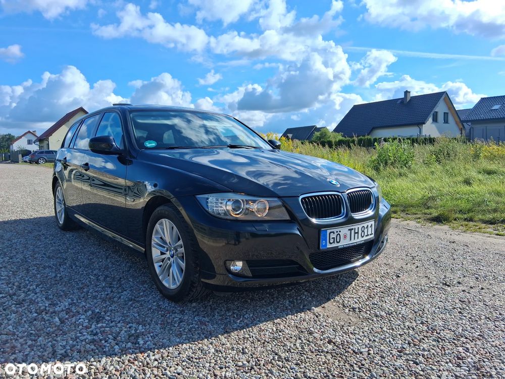 BMW Seria 3 318i Edition Lifestyle - 2