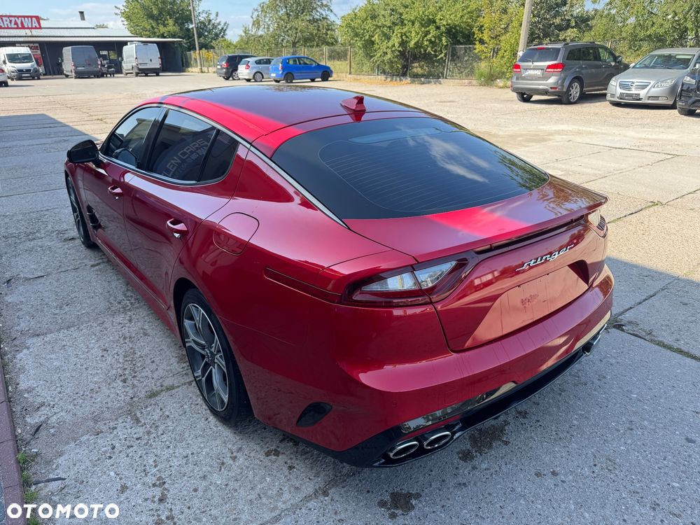 Kia Stinger - 5