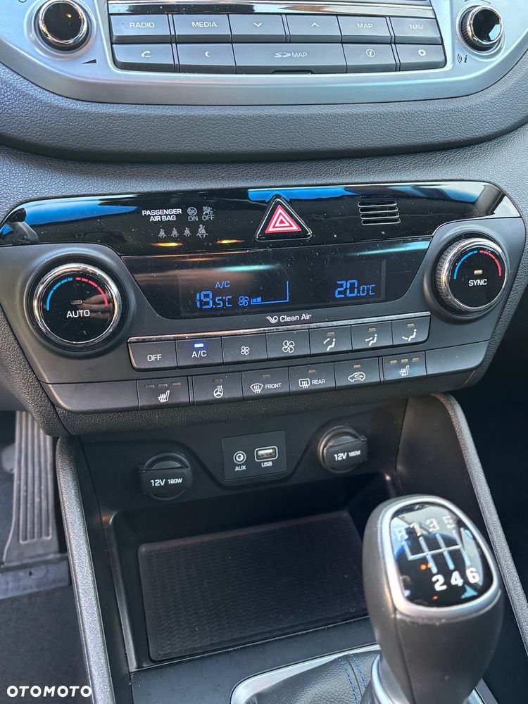 Hyundai Tucson blue 1.6 GDi 2WD Intro Edition - 32