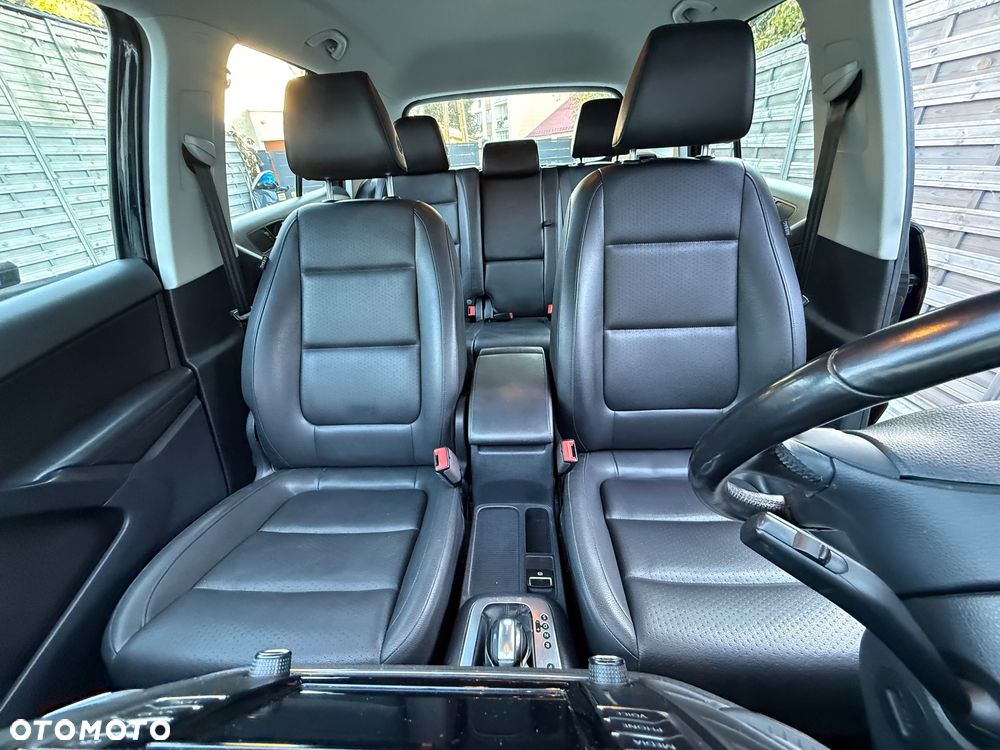 Volkswagen Tiguan - 9