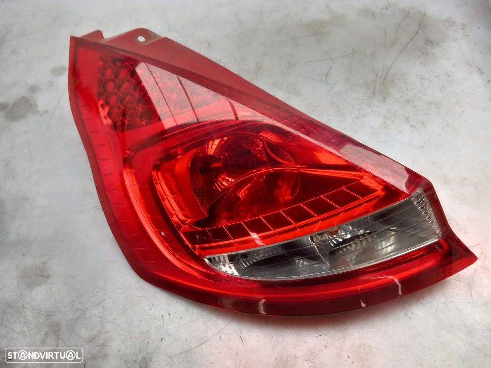 Farolim esquerdo FORD Fiesta VI (CB1, CCN) - 1