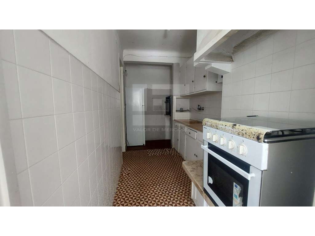APARTAMENTO T3 - QUELUZ - Grande imagem: 4/24