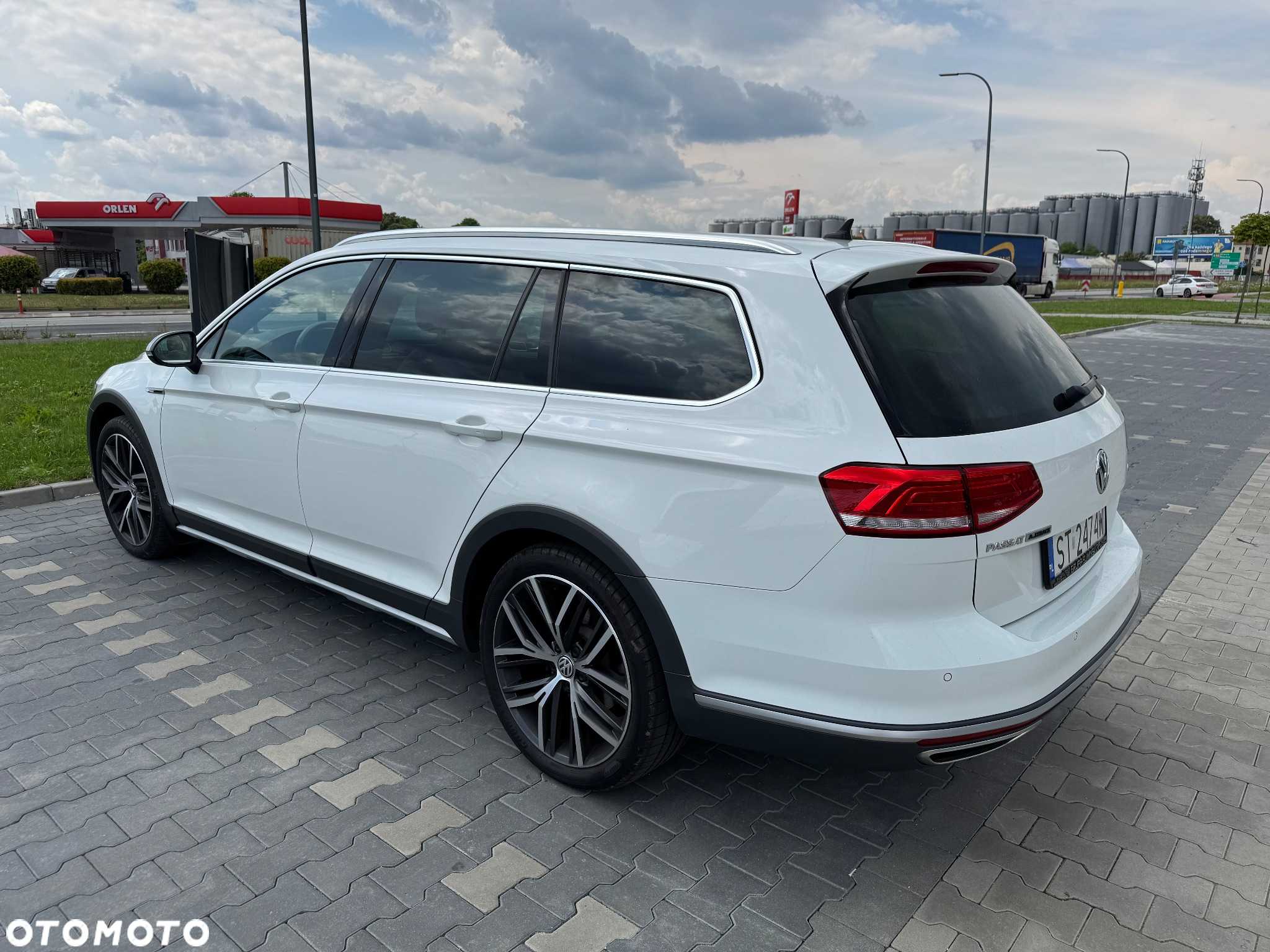 Volkswagen Passat Alltrack 2.0 TDI SCR 4Motion DSG - 3