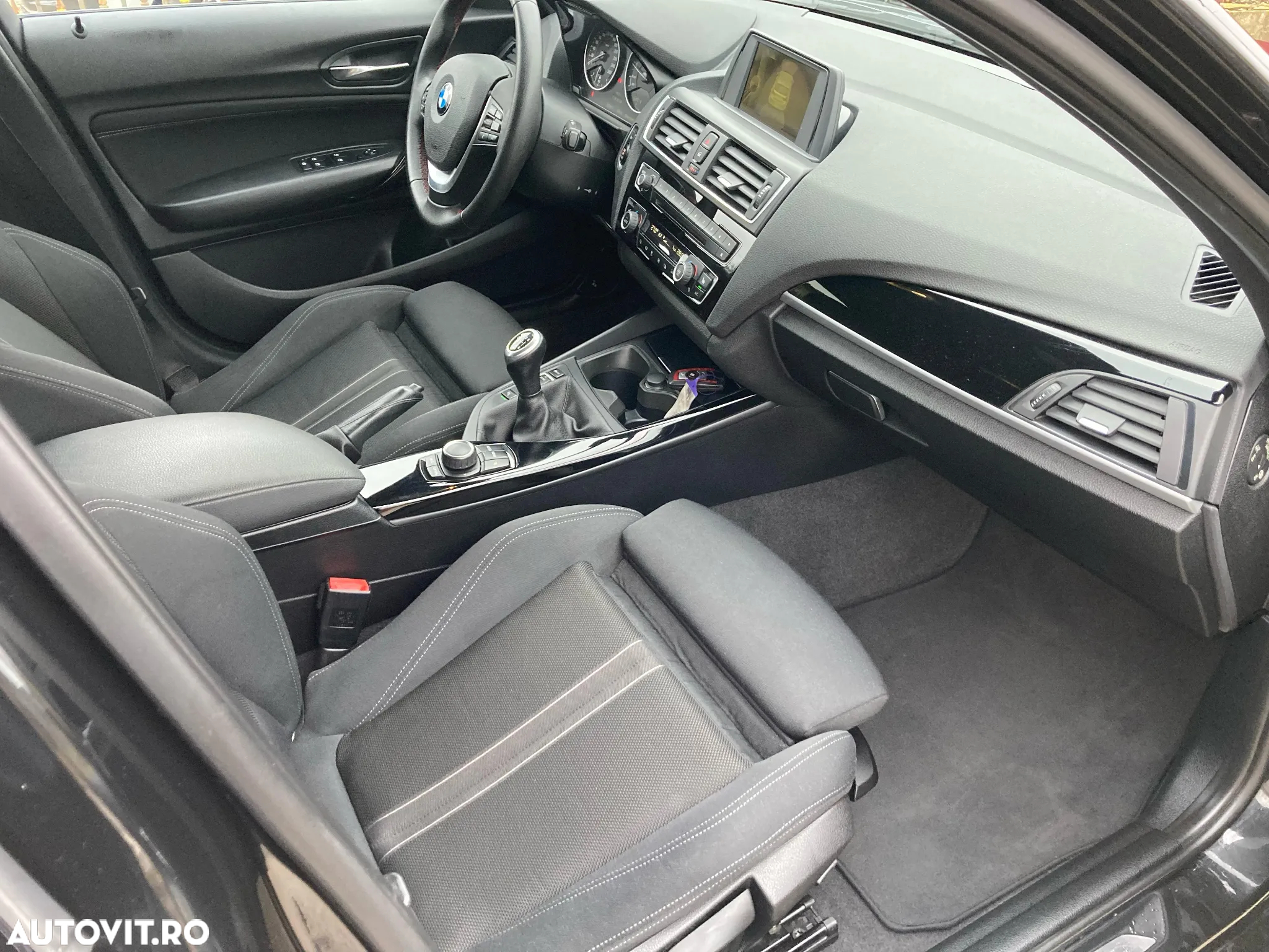 BMW Seria 1 116i Sport Line Shadow - 16