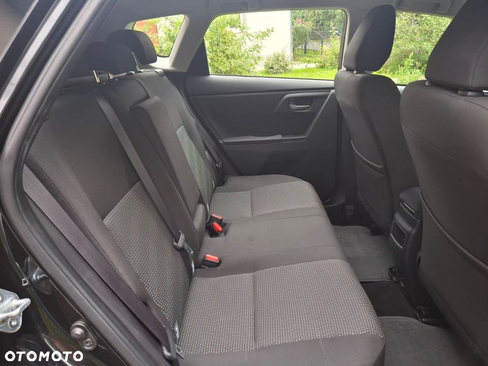 Toyota Auris 1.6 Valvematic Executive - 19