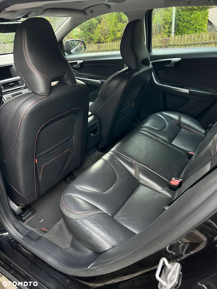 Volvo V60 D4 Kinetic - 11
